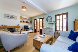 Sitting Room- click for photo gallery